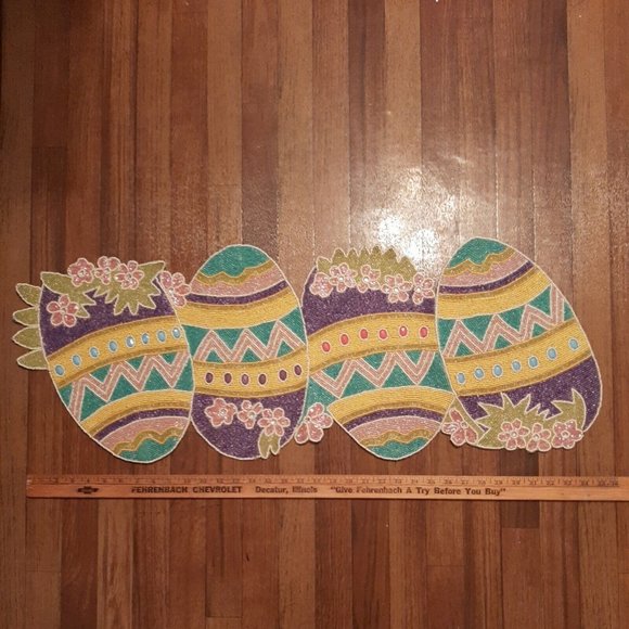 Jewelled Easter Egg Table Runner Beaded Floral - Picture 12 of 13